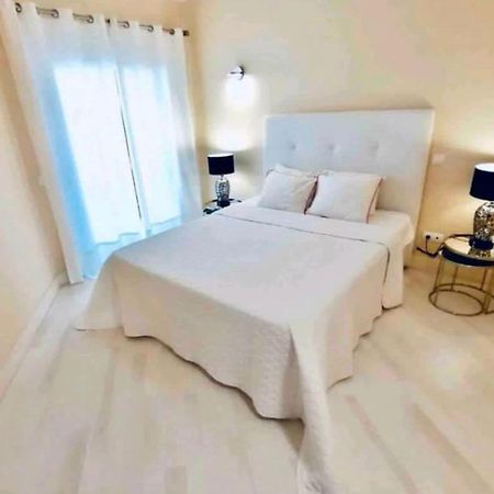 Beach & Sea Apt, Fast Wifi, Airco, Private Parking And Pool بورتيماو المظهر الخارجي الصورة