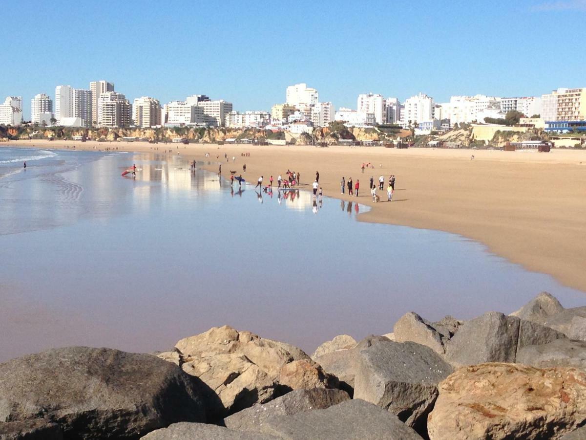 Beach & Sea Apt, Fast Wifi, Airco, Private Parking And Pool بورتيماو المظهر الخارجي الصورة