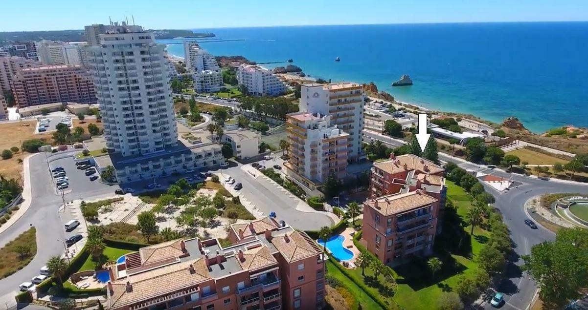 Beach & Sea Apt, Fast Wifi, Airco, Private Parking And Pool بورتيماو المظهر الخارجي الصورة