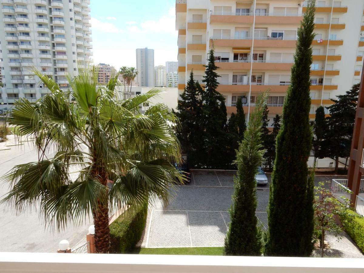 Beach & Sea Apt, Fast Wifi, Airco, Private Parking And Pool بورتيماو المظهر الخارجي الصورة